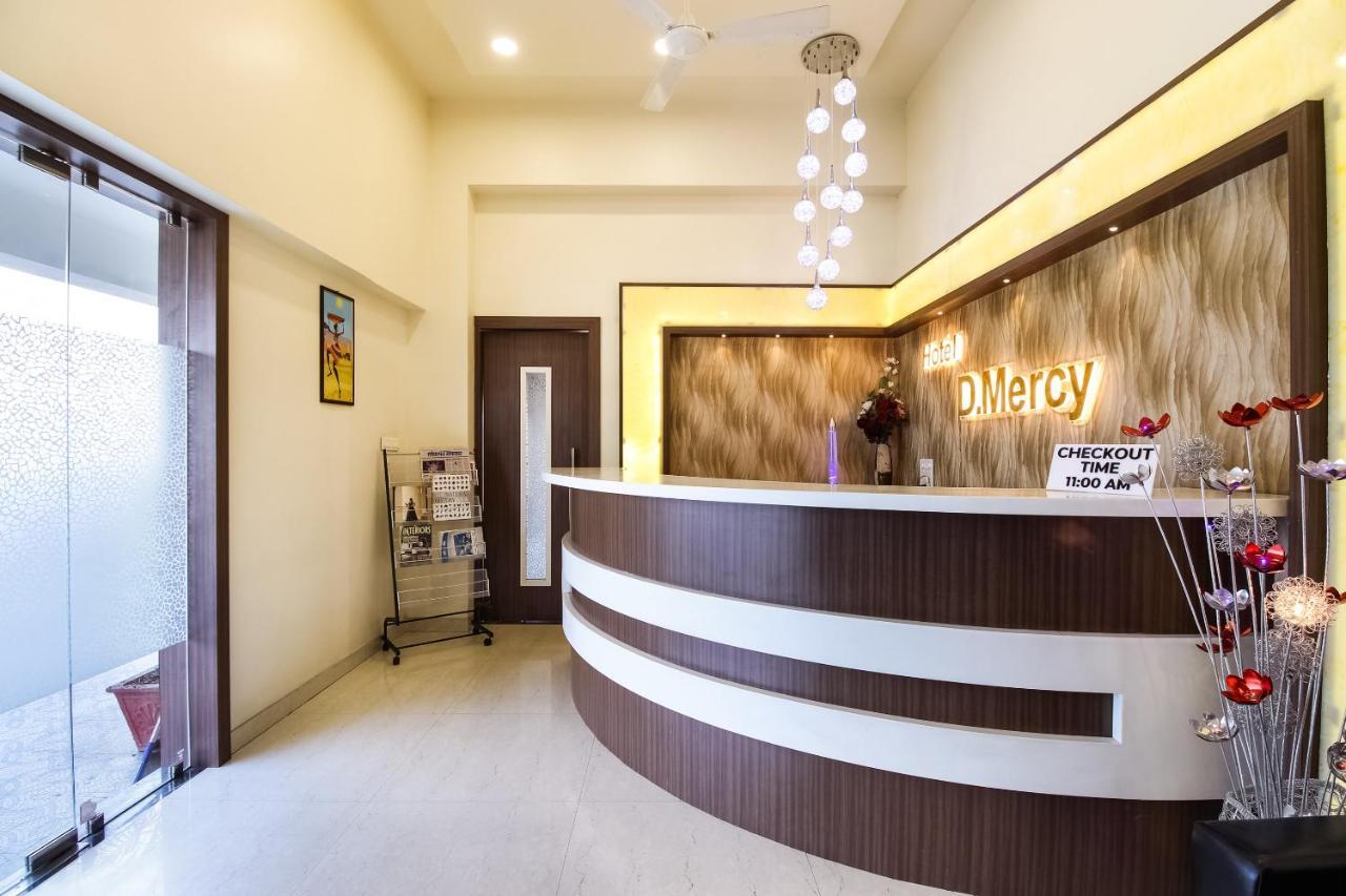Capital O70964 Hotel D Mercy Nagpur Exteriör bild